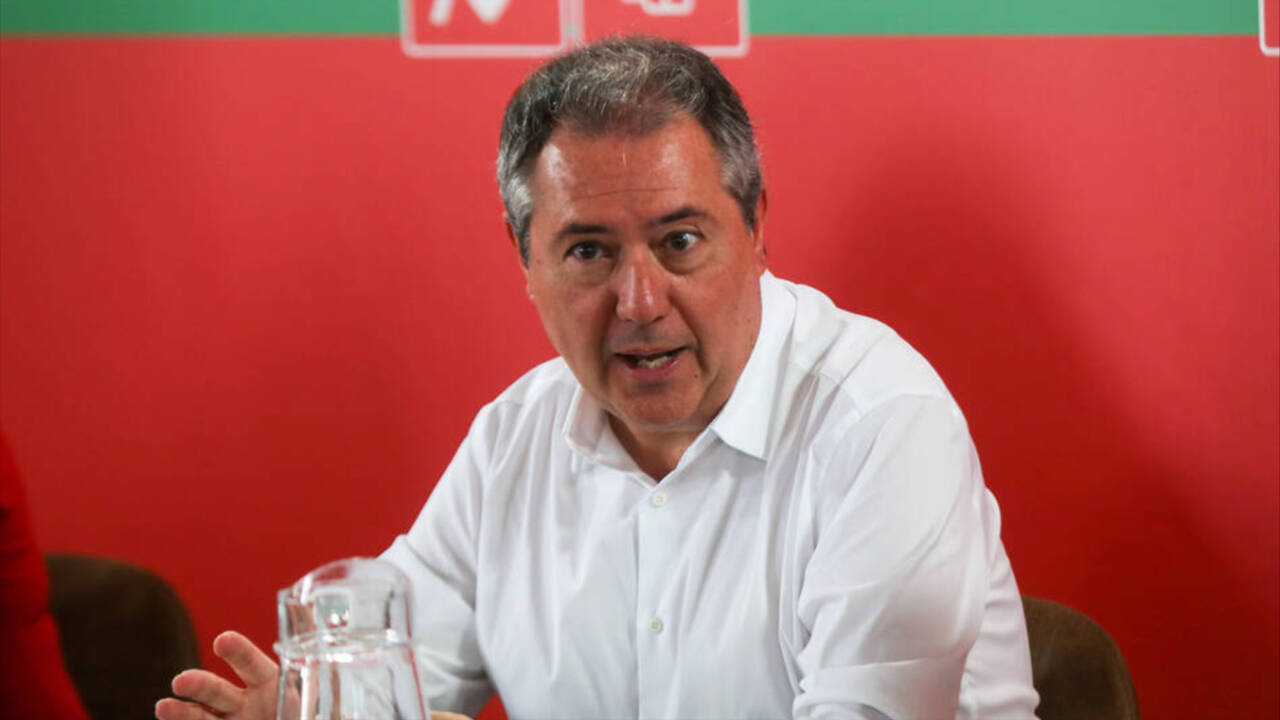 El secretario del PSOE-A y senador, Juan Espadas.