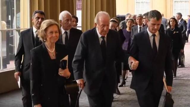 El Rey Juan Carlos, en Londres, con la familia