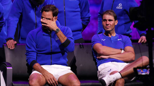 Lágrimas de Federer y Nadal en la despedida del suizo