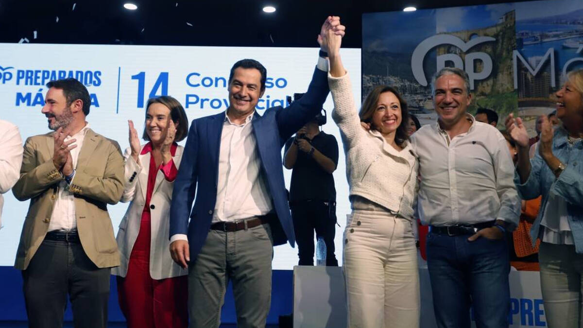 Juanma Moreno junto a Patricia Navarro, nueva líder del PP en Málaga