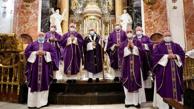Los obispos de Comunidad Valenciana y Baleares rezan un Rosario por la vida, la familia y la paz