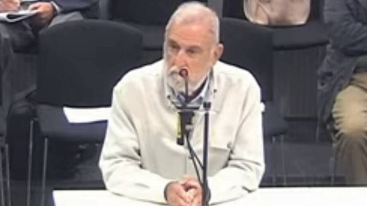 El exprimer teniente alcalde del Ayuntamiento de Sevilla, Antonio Rodrigo Torrijos (IU), declara en el juicio que se celebra en la Audiencia Nacional.