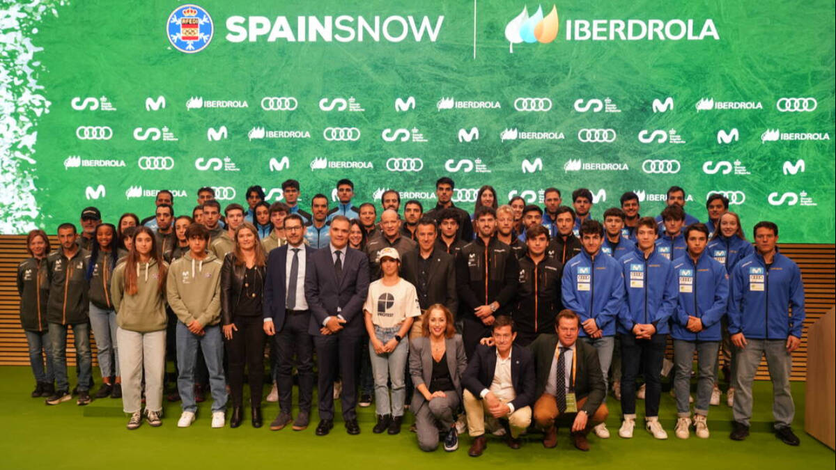 Presentación de los deportistas de invierno españoles en la inauguración de un nuevo ciclo olímpico. 