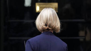Liz Truss dimite como primera ministra a los 45 días y sume Reino Unido en el caos