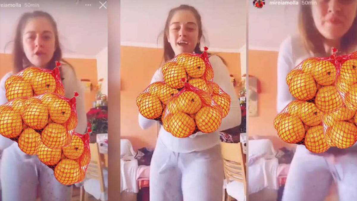 Mireia Mollà en uno de sus vídeos en pijama con naranjas