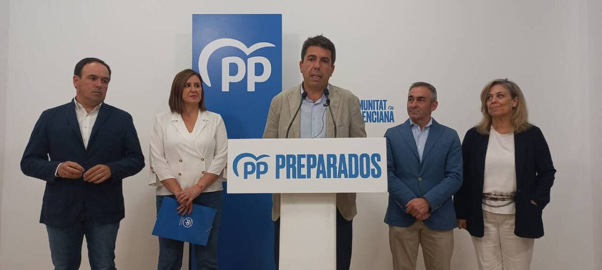 El presidente del PPCV, Carlos Mazón, en rueda de prensa.