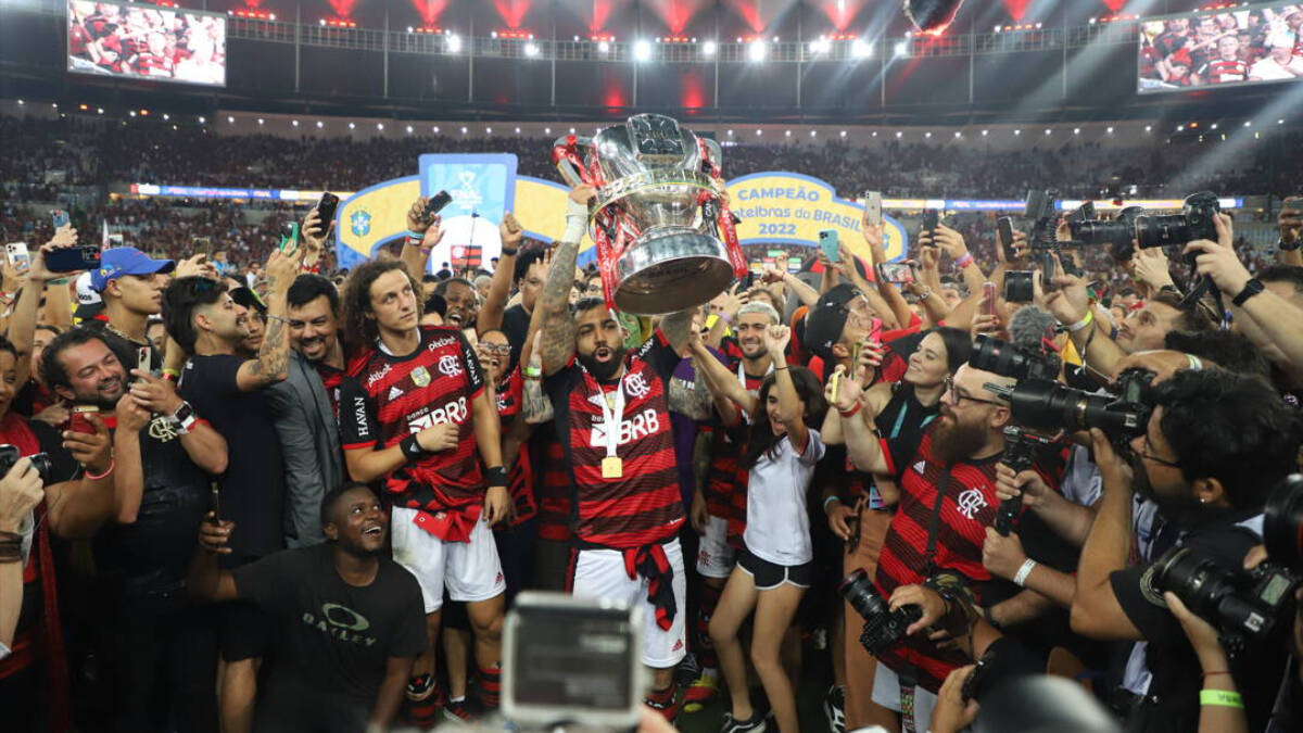 Los jugadores del Flamengo celebran la Copa Libertadores 2022.