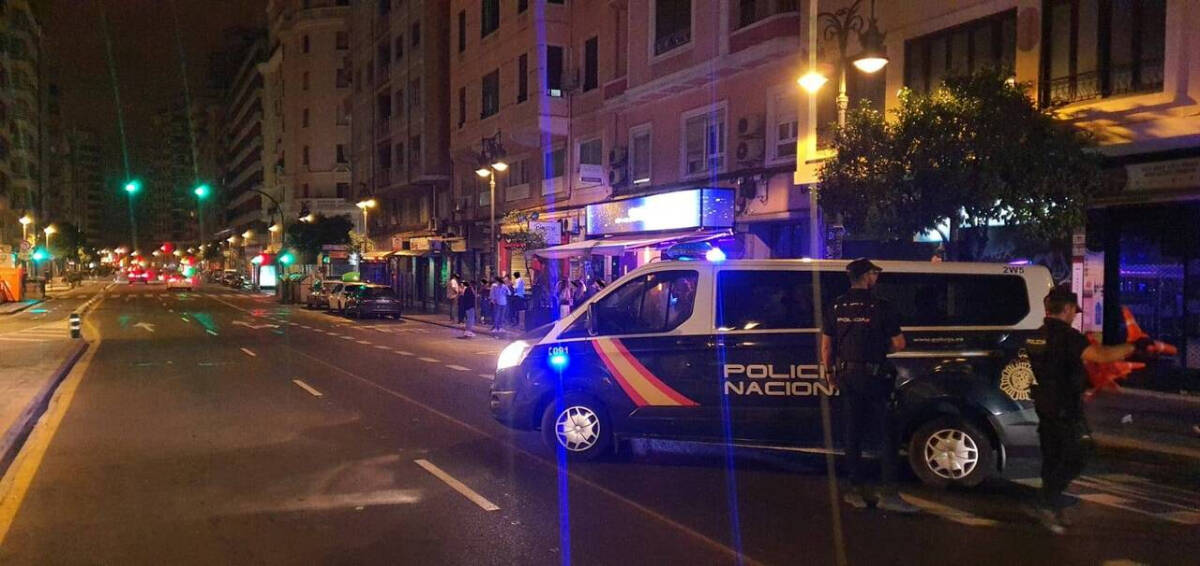 Control de la Policía Nacional la noche del viernes en Valencia