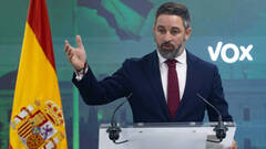 Abascal emplaza a Feijóo a presentar una moción de censura contra Sánchez