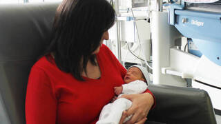 El Hospital del Vinalopó ofrece habitación a las mamás de bebés ingresados en neonatos