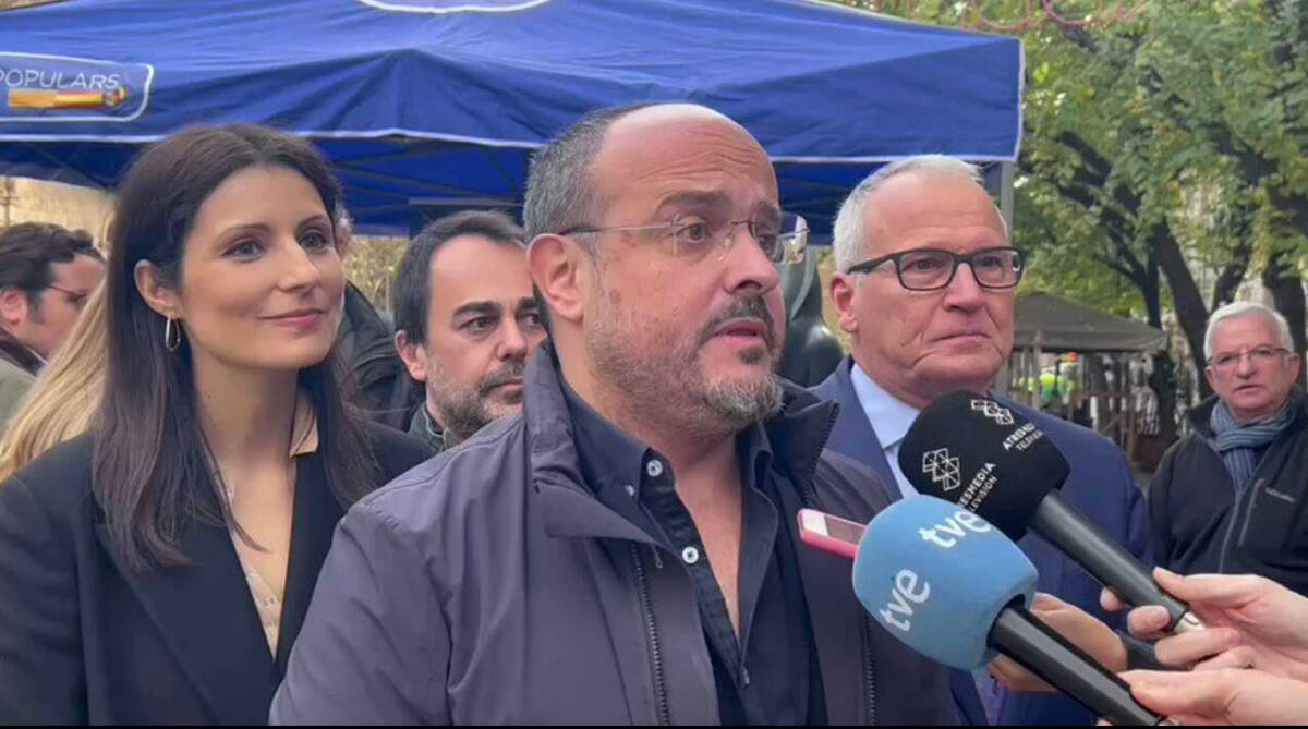Alejandro Fernández el día de la Constitución en Barcelona