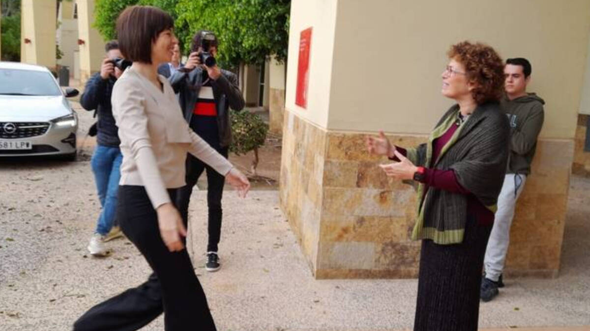 La ministra Diana Morant y la consellera Josefina Bueno en un encuentro este jueves en Alicante 