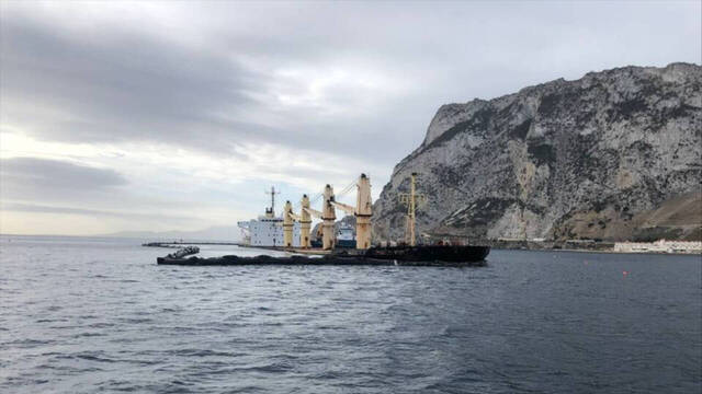 Adiós definitivo al buque hundido en Gibraltar y su 'chapapote' en enero