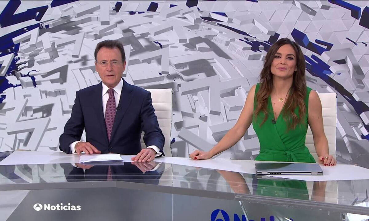 Matías Prats y Mónica Carrilla, en Antena 3 Noticias. 