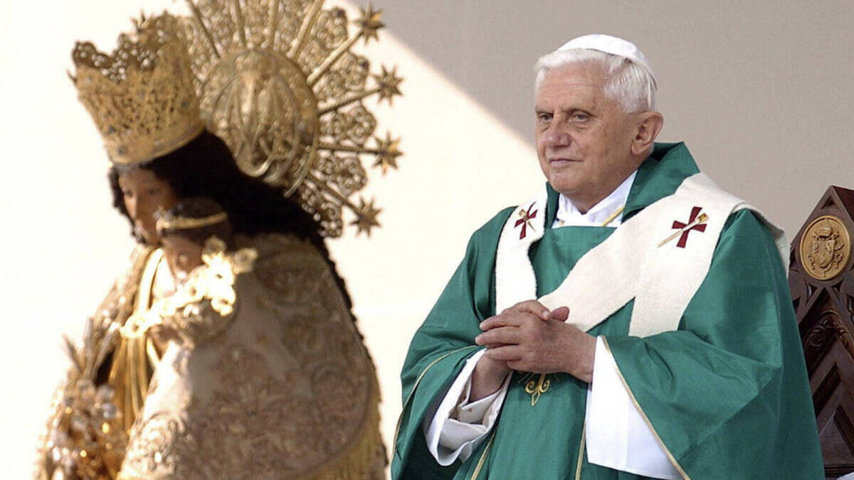 Benedicto XVI en su visita a Valencia
