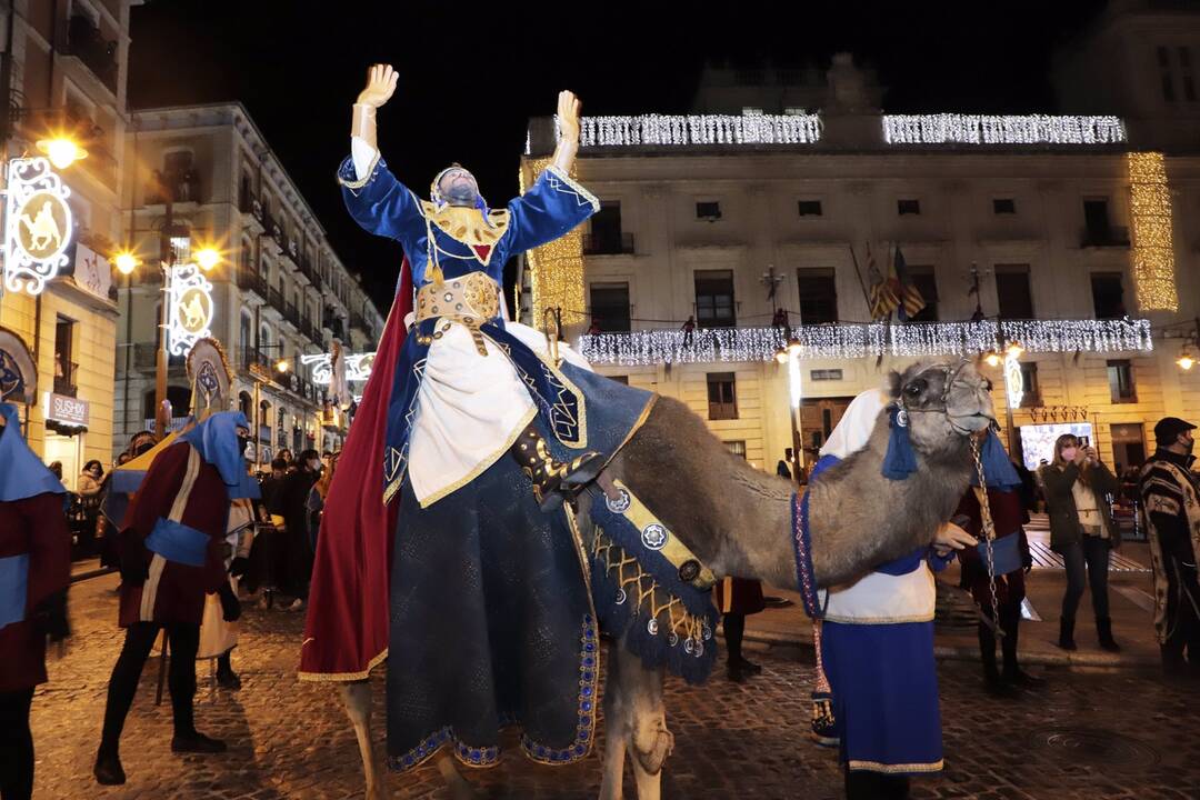 Cabalgata de Reyes en Alcoi que este año "continuará contratando desfiles con animales", según ha denunciado FFW este martes. - AVAN