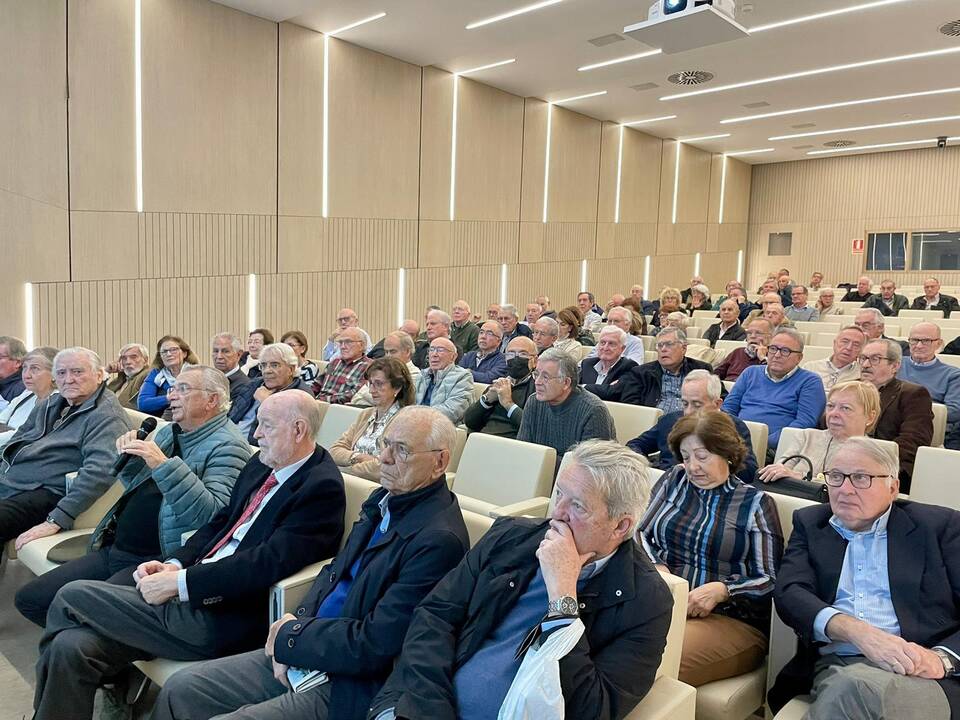 Imagen de la presentación de esta nueva asociación en el Ilustre Colegio Oficial de Médicos de Valencia. 