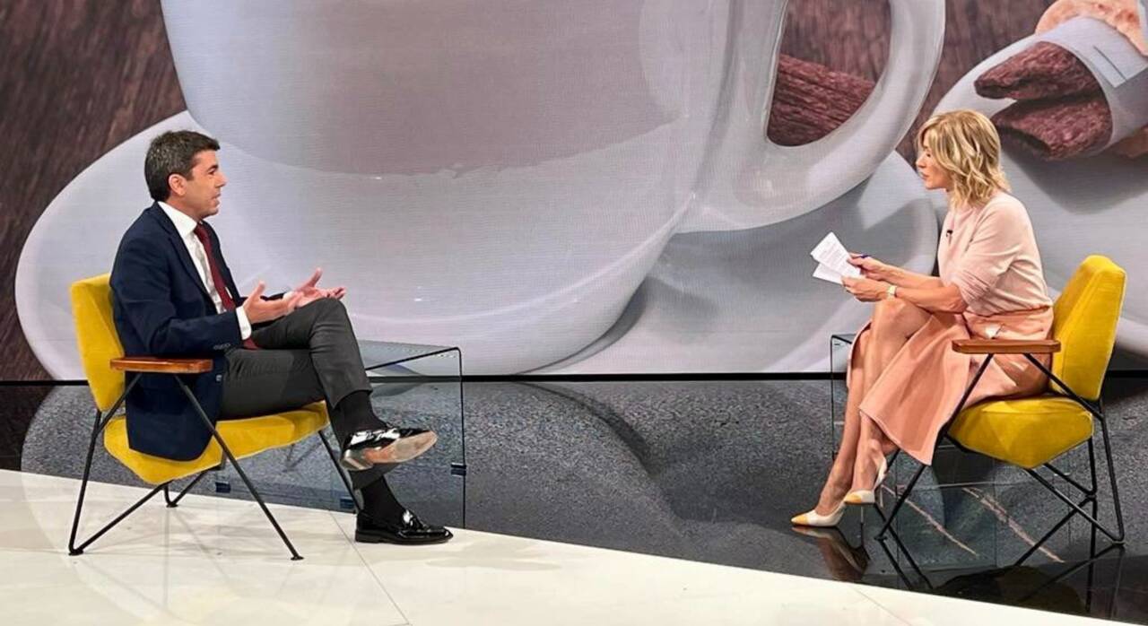 Carlos Mazón con Susana Griso durante su entrevista en 'Espejo Público' - PPCV
