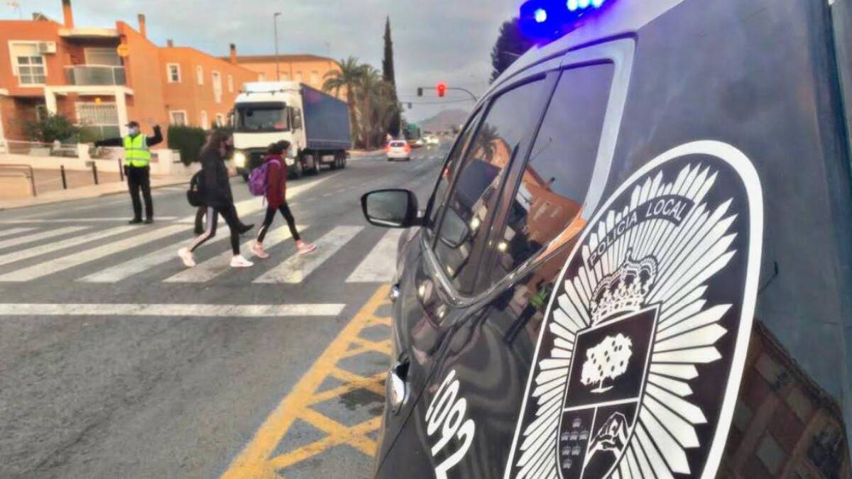 Coche de la Policía Local de Santomera, en Murcia / Foto: Facebook Policía Local de Santomera.