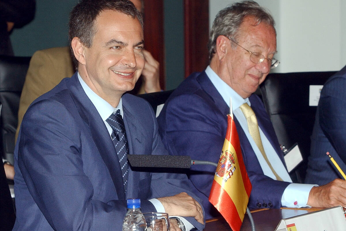 Zapatero y su embajador en Venezuela, Raúl Morodo.