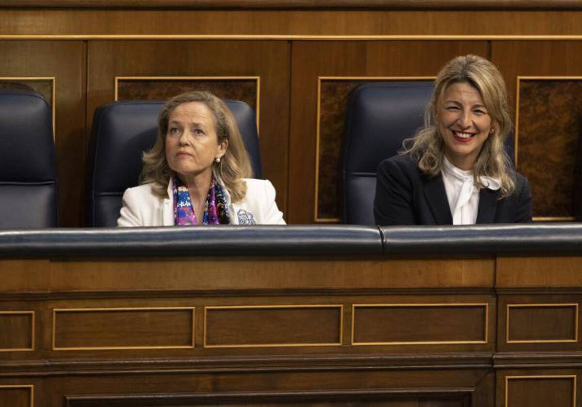 Nadia Calviño y Yolanda Díaz, esta pasada semana en el Congreso.
