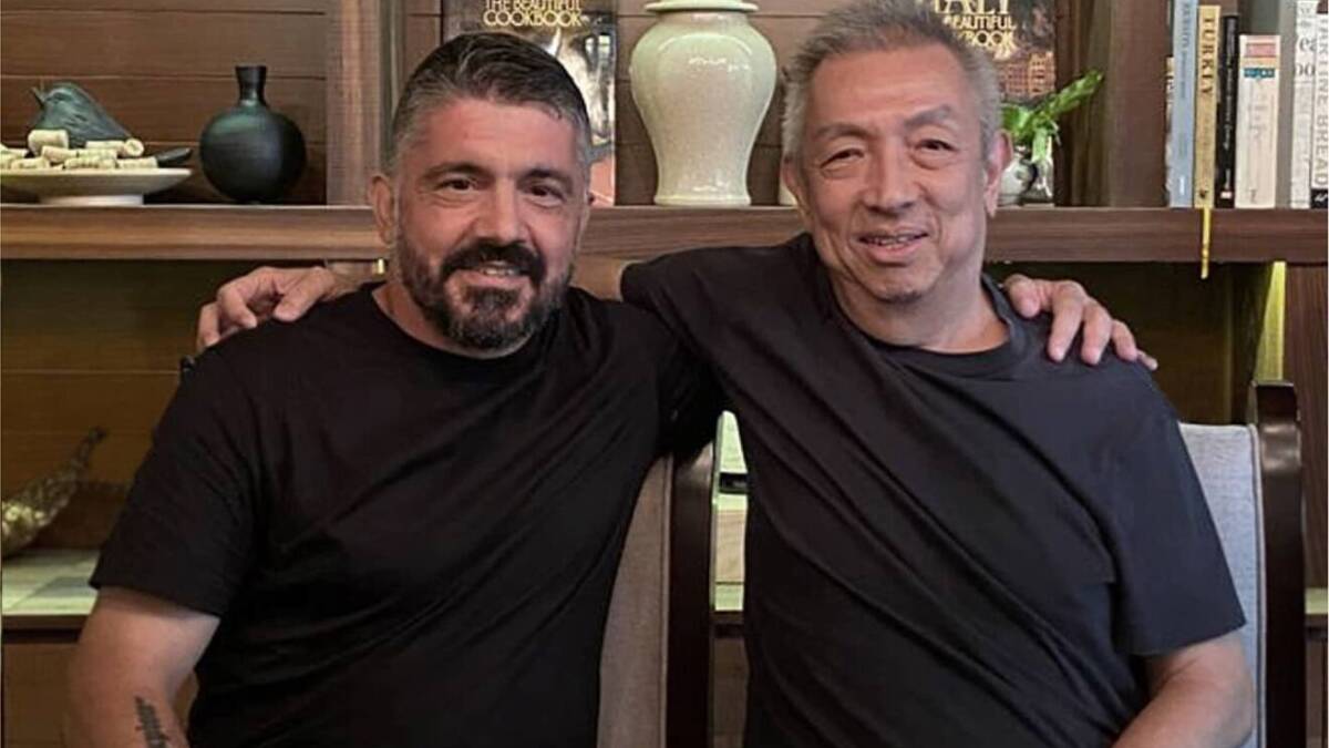 Gennaro Gattuso junto a Peter Lim en una de sus visitas a Singapur. 