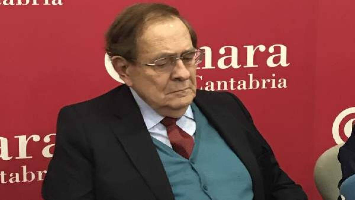 Ramón Tamames, el elegido por Vox si hay moción de censura contra Sánchez.