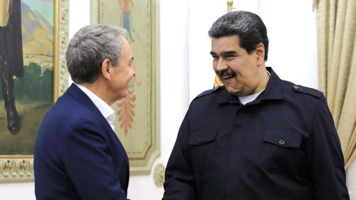 Zapatero y Maduro en la reciente visita del expresidente socialista a Caracas.
