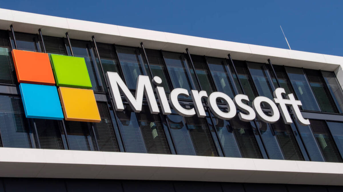 Logo de Microsoft en uno de sus edificios principales.