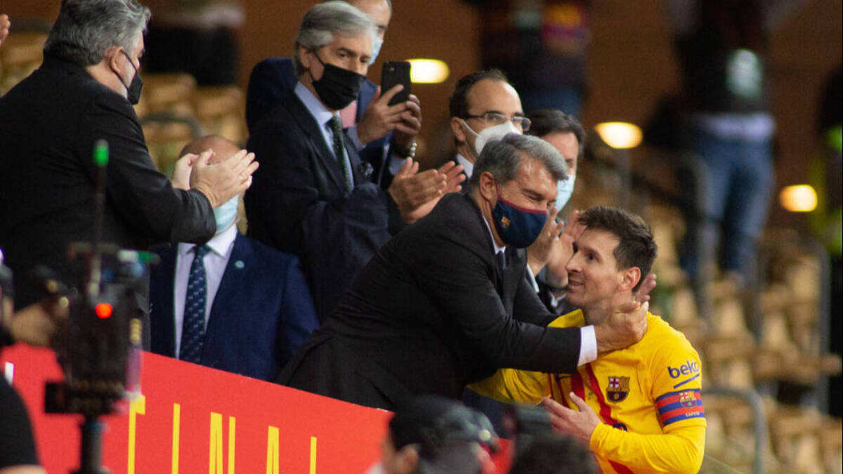 Messi y Laporta, juntos en la final de la Copa del Rey de 2021. 