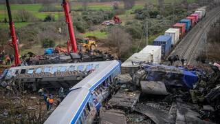 Tragedia en Grecia: un grave accidente de tren deja al menos 36 muertos