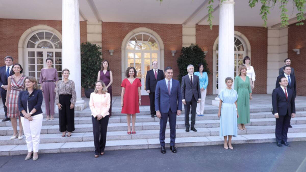 Foto de los ministros y ministras del Gobierno de Pedro Sánchez.
