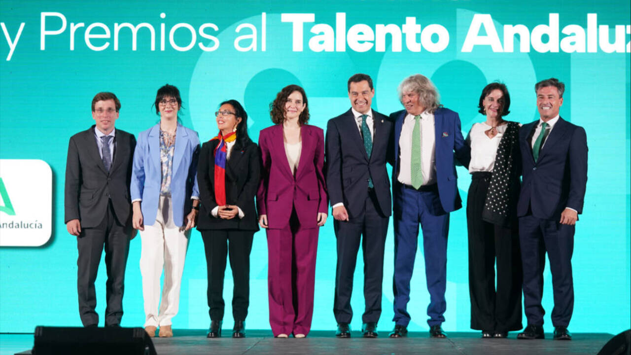 Premios al talento andaluz en Madrid con Moreno, Ayuso y Almeida.