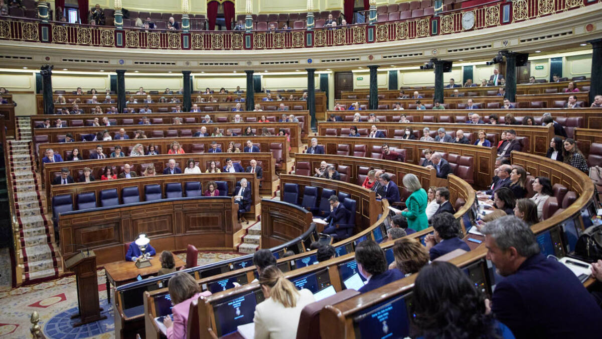 Imagen del Congreso al inicio de la sesión de control del miércoles 15 de marzo.