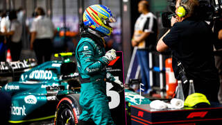 Fernando Alonso acaba tercero pero una protesta de Mercedes le arrebata el podio