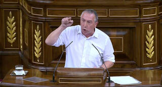 Joan Baldoví pierde los nervios en la moción de censura e insulta a un diputado