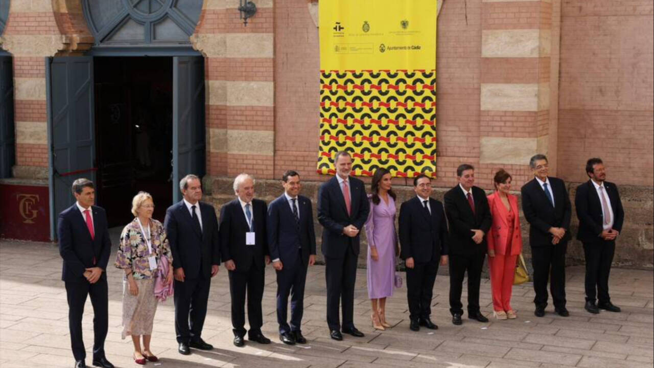 Las autoridades en la inauguración del IX COngreso Internacional de la Lengua Española en Cädiz.