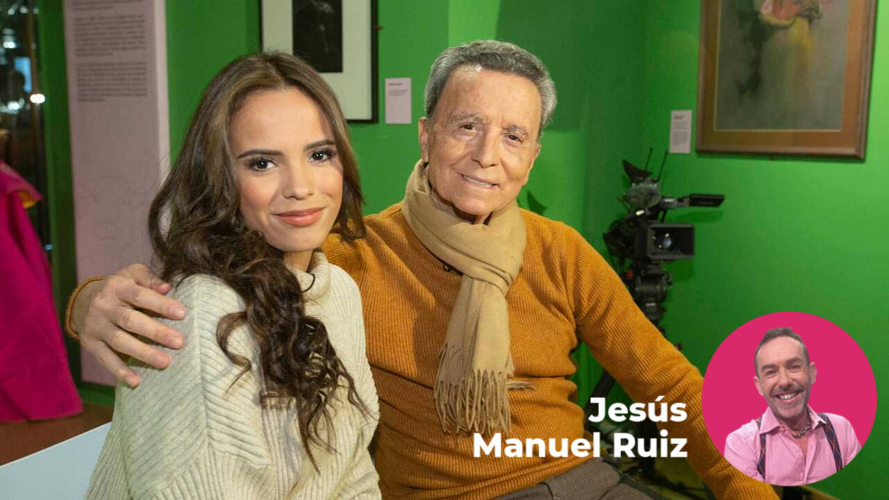 Gloria Camila junto a su padre Ortega Cano en TVE.