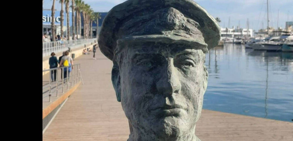 Busto de Archibald Dickson en el Puerto de Alicante