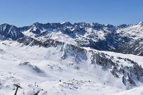 Semana Santa con buenas condiciones y más de 100 km esquiables en el Pirineo