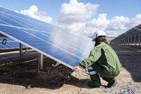 Iberdrola presenta su proyecto sobre paneles fotovoltaicos en Extremadura 