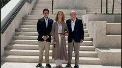 La Infanta Elena se encuentra con Froilán y el Rey emérito en Abu Dabi