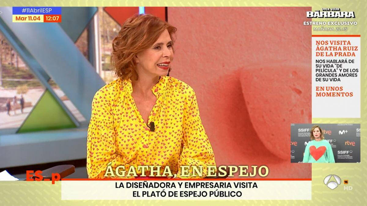 Ágatha Ruiz de la Prada nunca pasa desapercibida en sus entrevistas.