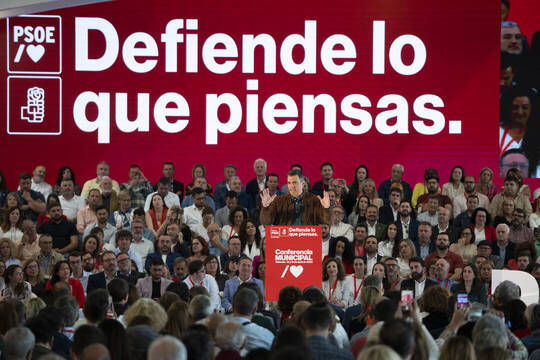 Sánchez presume en Valencia de Ley de la Vivienda pactada con Bildu y ERC