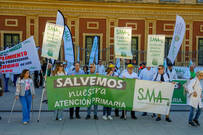 La Junta persigue el acuerdo con los médicos cuya huelga se desinfla