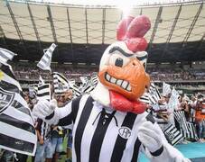 El Atlético Mineiro despide a su mascota por realizar gestos machistas sobre una jugadora