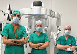 El Servicio de Urología del IVO alcanza las 500 cirugías con tecnología robótica