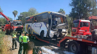 Siguen graves tres temporeras del accidente mortal de un autobús en Almonte