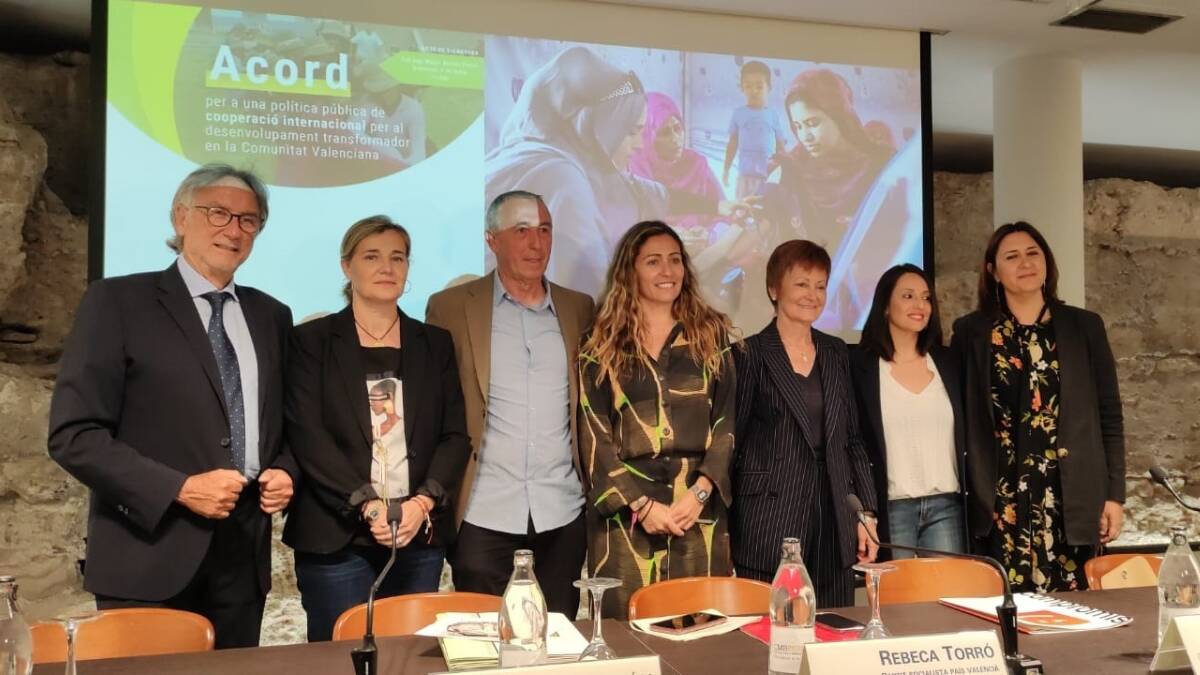 PSPV, Compromís, UP-EUPV, PP y Cs renuevan el acuerdo con las ONGD valencianas - COORDINADORA VALENCIANA ONGDQ
