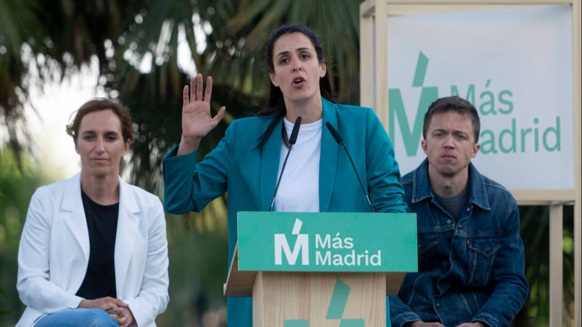 Las candidatas de Más Madrid a a la Alcaldía, Rita Maestre y a la Presidencia de la Comunidad, Mónica García, acompañadas de Iñigo Errejón.